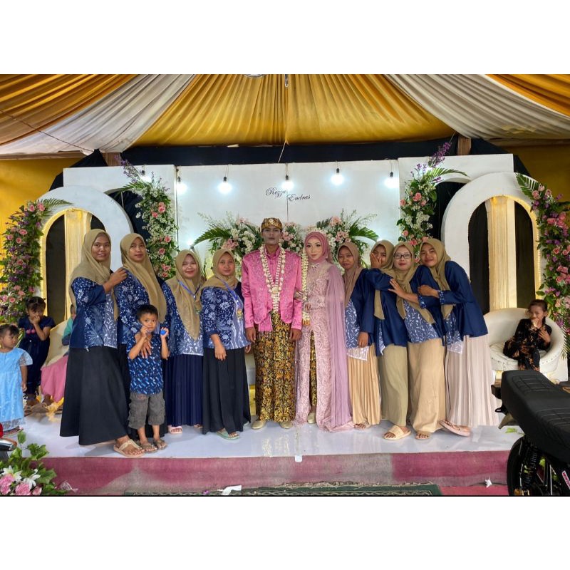 Baju batik wanita modern Bluse Batik wanita