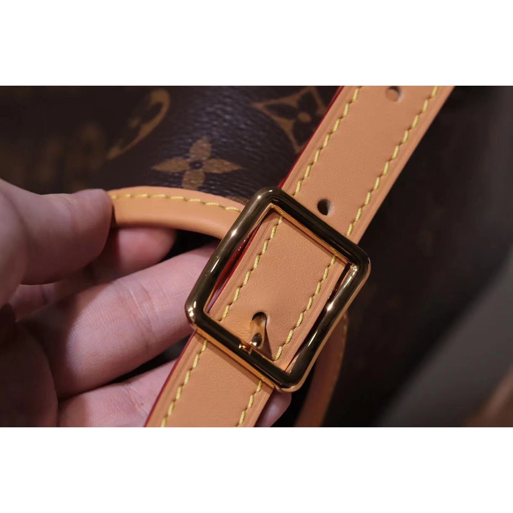 super premium tas monogram CarryAll PM M46203