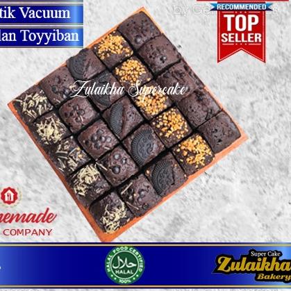 

☊ Brownies Fudgy Dark Chocolate/Brownies sekat ✰
