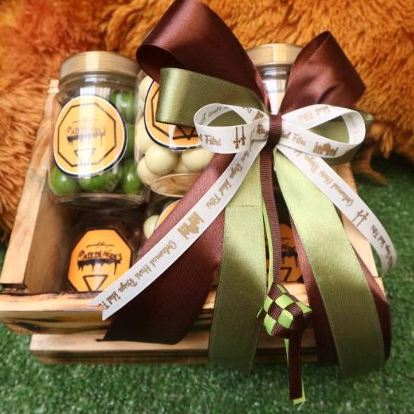 

✬ HAMPERS COKLAT IDUL FITRI | HAMPERS LEBARAN | Parsel Lebaran | Parcel Coklat ♠