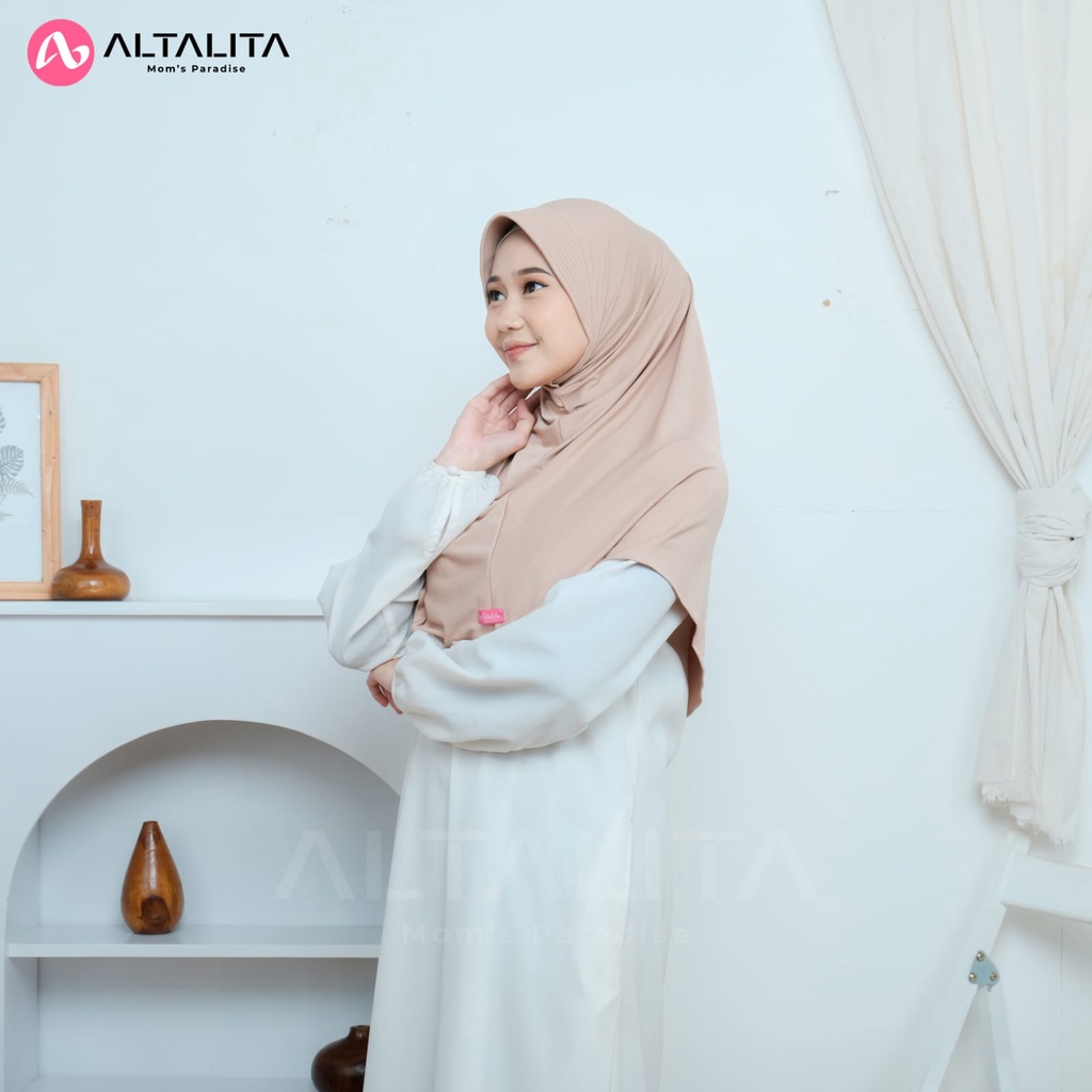 Altalita - Kerudung Bergo Hamidah Menutup Dada Ukuran L pet Tebal Jilbab Bergo Sport Polos Bahan Jersey Premium Cocok Untuk Sekolah Olahraga Volly Futsal Senam dan Sehari-Hari