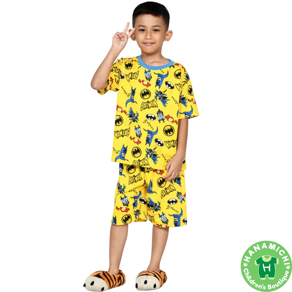 Hanamichi YUWA.ST Setelan Anak Full Print Superhero Lengan Pendek