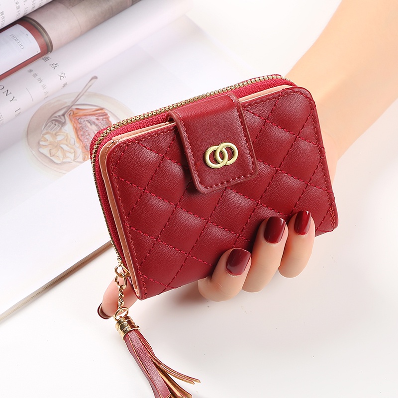 ♥DPS829♥ Dompet Wanita Pendek Bersulam Berlian Cek Baru Dompet Kulit Wanita Kecil Warna Solid Berkualitas Tinggi Dompet Mini Lucu Berkapasitas Besar Dompet Ritsleting Mewah Fashion Impor Dompet Ritsleting Dompet Wanita Yang Murah Dan Serbaguna (SC-2)