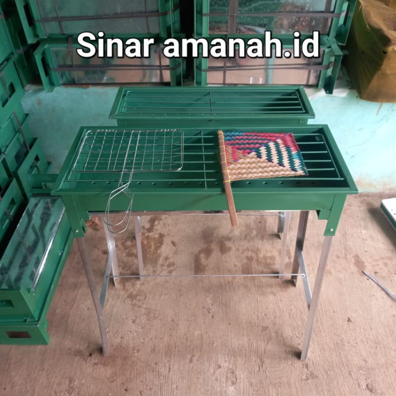 Panggangan sate / Bakaran sate arang Kaki