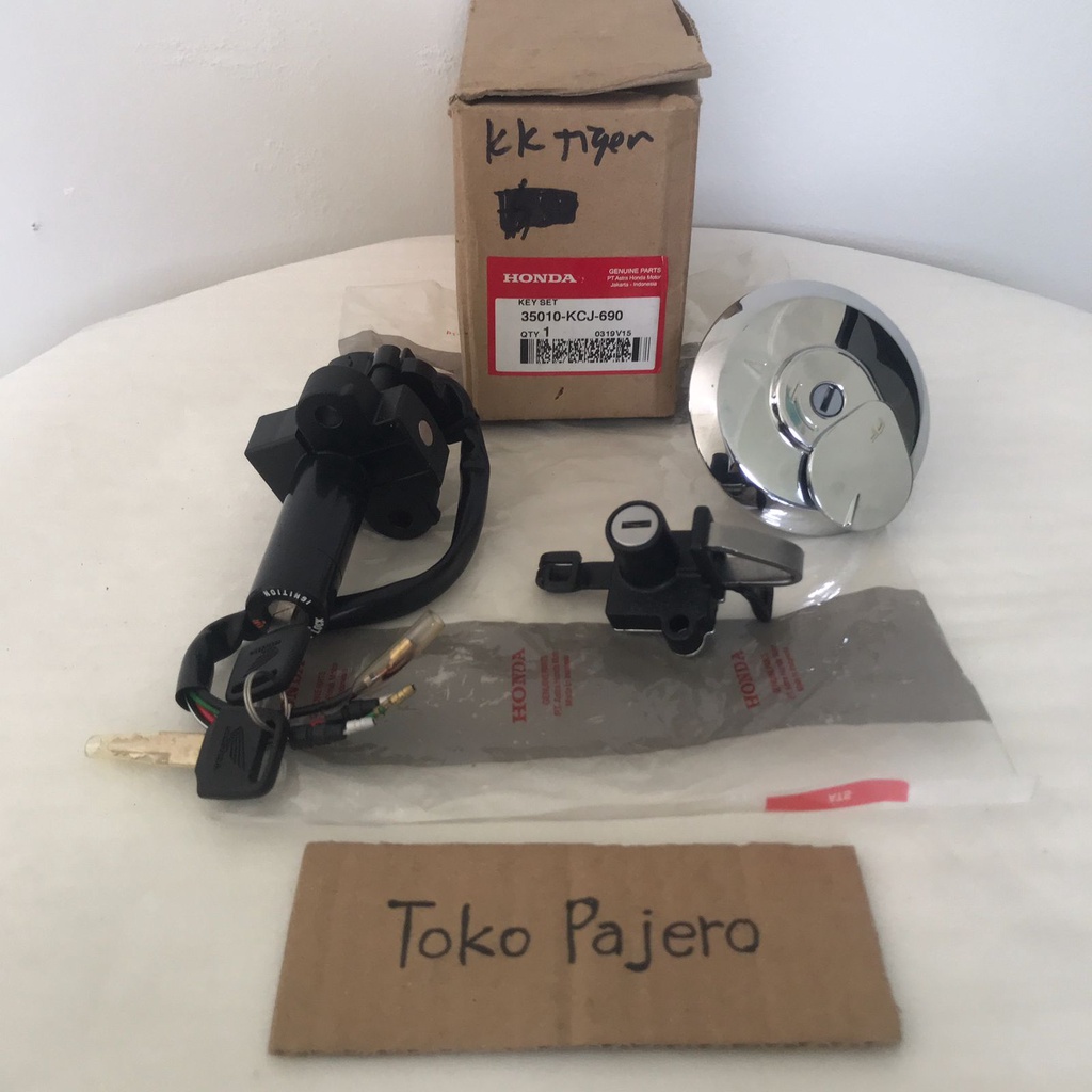 Keyset Kunci Set Tiger Lawas Tiger Lama Tilas Tilam 2000 Original AHM 35010-KCJ-690