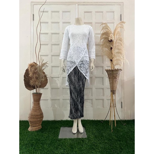SETELAN KEBAYA BROKAT ALEA SILANG/KEBAYA SERAGAMAN PESTA/KEBAYA WISUDA/KEBAYA MODERN/KEBAYA MEWAH/KEBAYA KE KINIAN/KEBAYA MODERN/KEBAYA MURAH/KEBAYA CANTIK/KEBAYA SERAGAM KONDANGAN/KEBAYA SERAGAM LAMARAN/KEBAYA TUA DAN MUDA/KEBAYA SERAGAM PENGAJIAN
