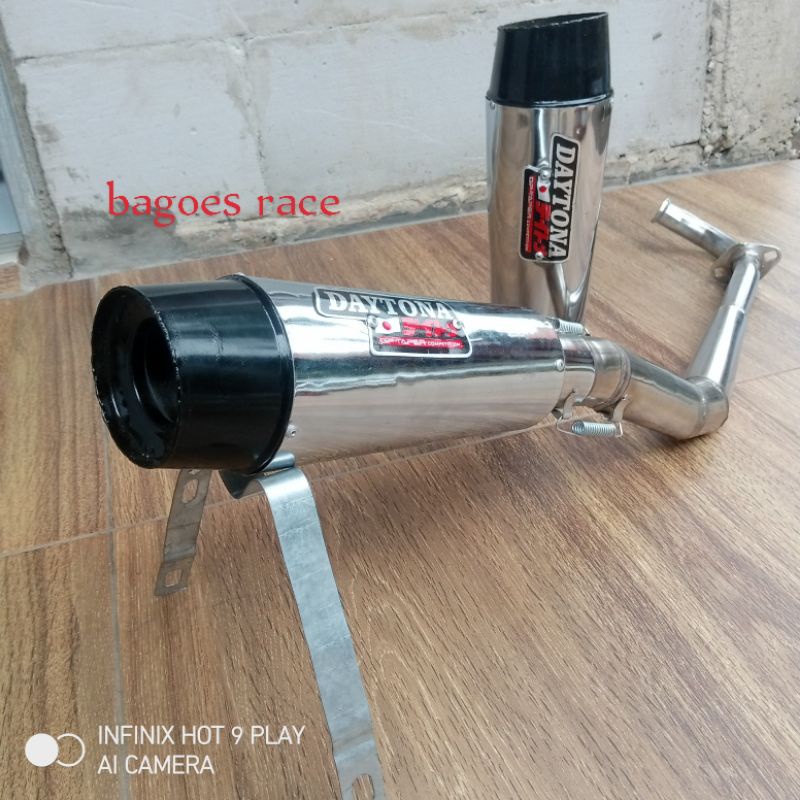 knalpot recing Daytona untuk motor Vario Scoopy beat fino