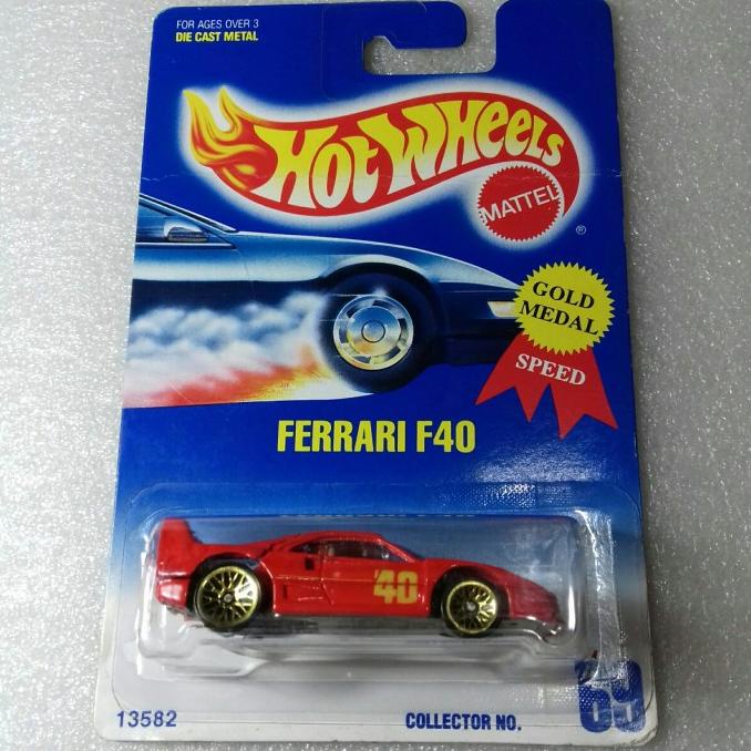 HOT WHEELS FERRARI F40. BLUE CARD 1991. GOLD MEDAL SPEED. OPEN HATCH.