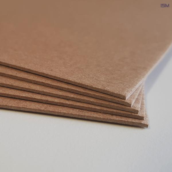 Karton Board / Hardbox / Kertas Karton Plano no 30 Uk 66x76 cm , tebal 2 mm