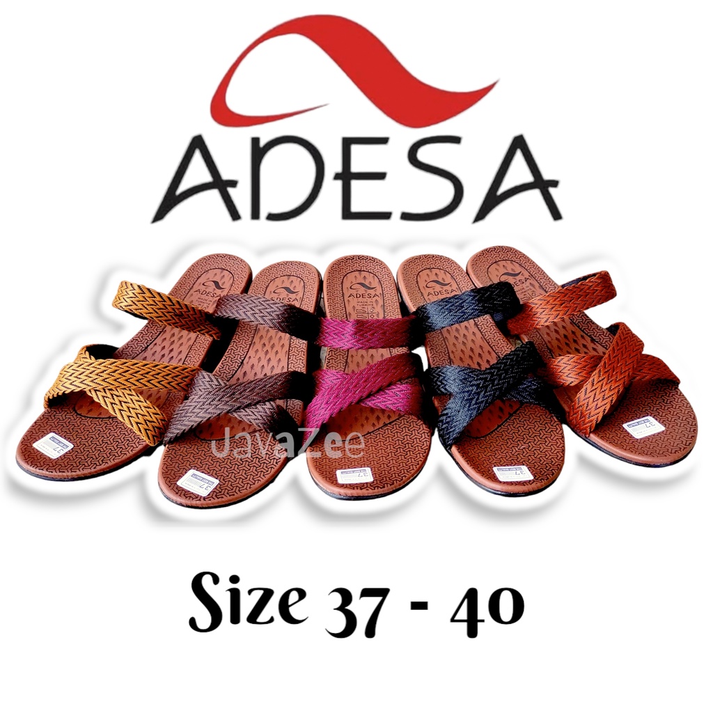 Obral cuci gudang sandal wanita adesa selempang silang berbagai warna trendy sandal flat ringan model terbaru distro motif perempuan masa kini sandal viral japit selop anak muda hari raya lebaran.