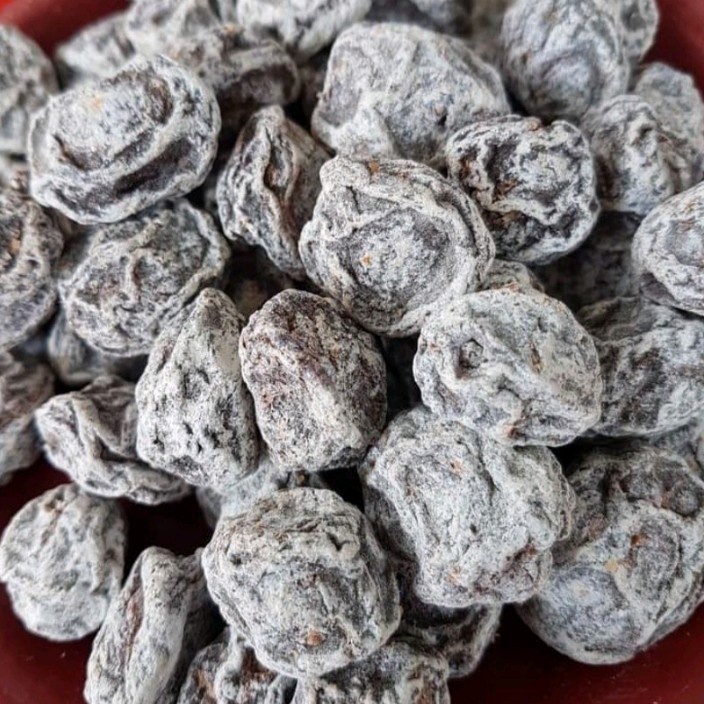 

WHITE PRUNE 500 GRAM KIAMBOY BIJI HAMOY BUAH PRUNE PUTIH MANISAN HAMOI HAMOI ADA BIJI