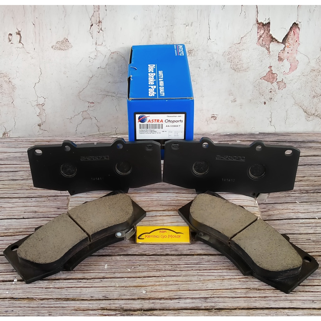 BRAKE PAD KAMPAS REM DEPAN FORTUNER GEN 2 2012-2014 AKEBONO AN-559WKT