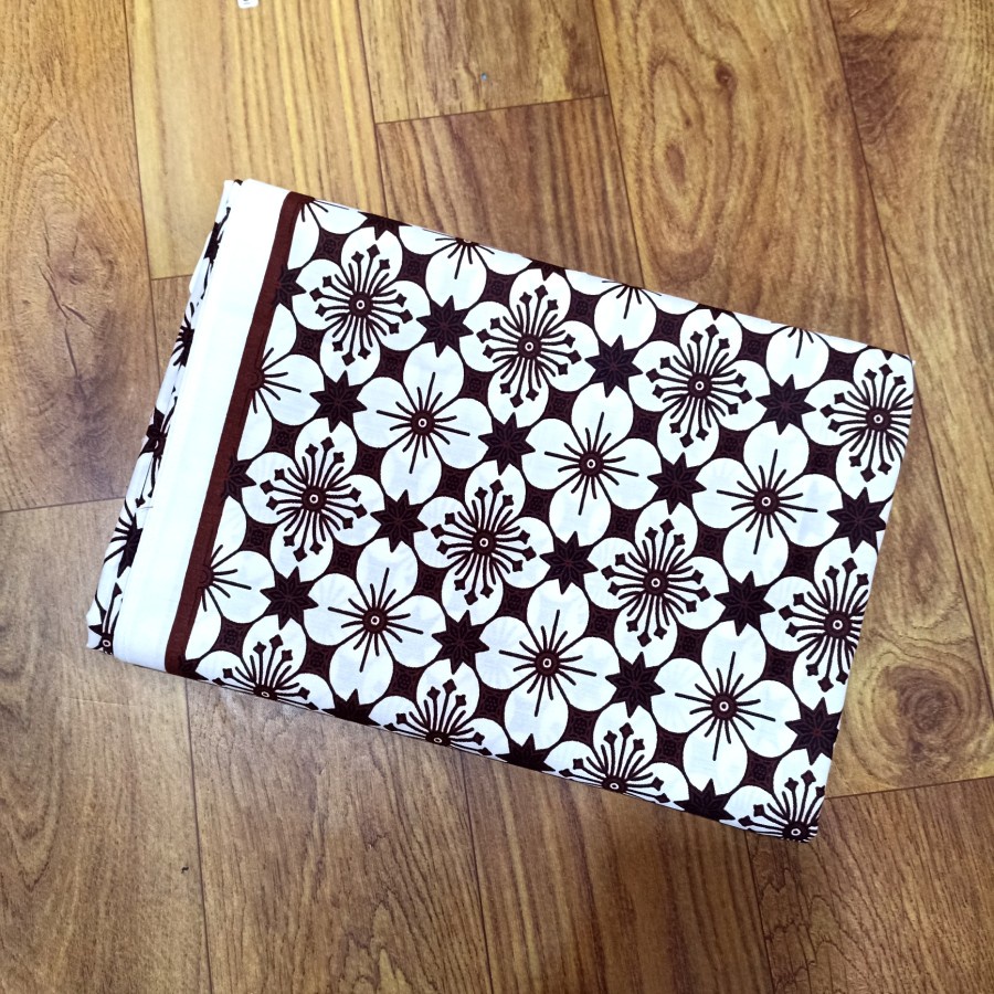 Kain Batik Jarik Wanita Bahan Katun Premium Halus Motif Kawung Jogja Solo Latar Putih