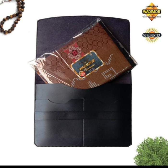 Sarung Wadimor Grandmaster