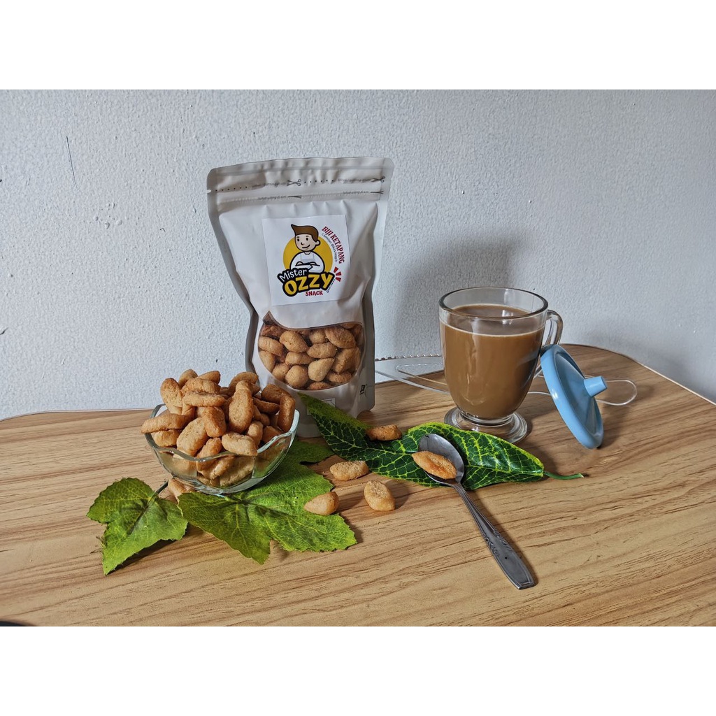 

Makanan Ringan Kue Biji Ketapang 200 Gram Oleh Oleh Khas Jakarta Betawi Gurih Renyah Enak