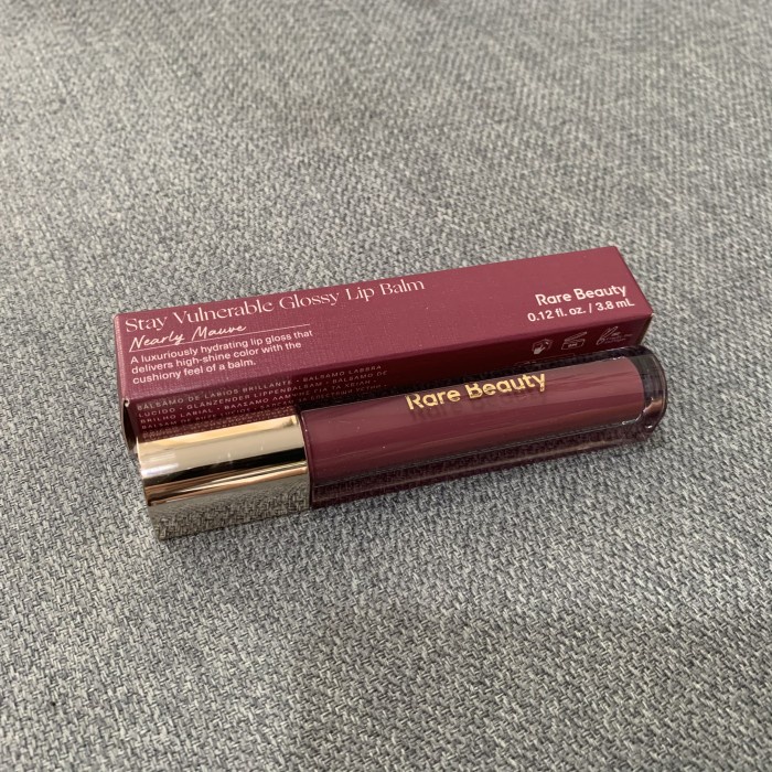 ✿ BISA COD✿ Rare Beauty Stay Vulnerable Glossy Lip Balm - Nearly Apricot, Full 3.8ml