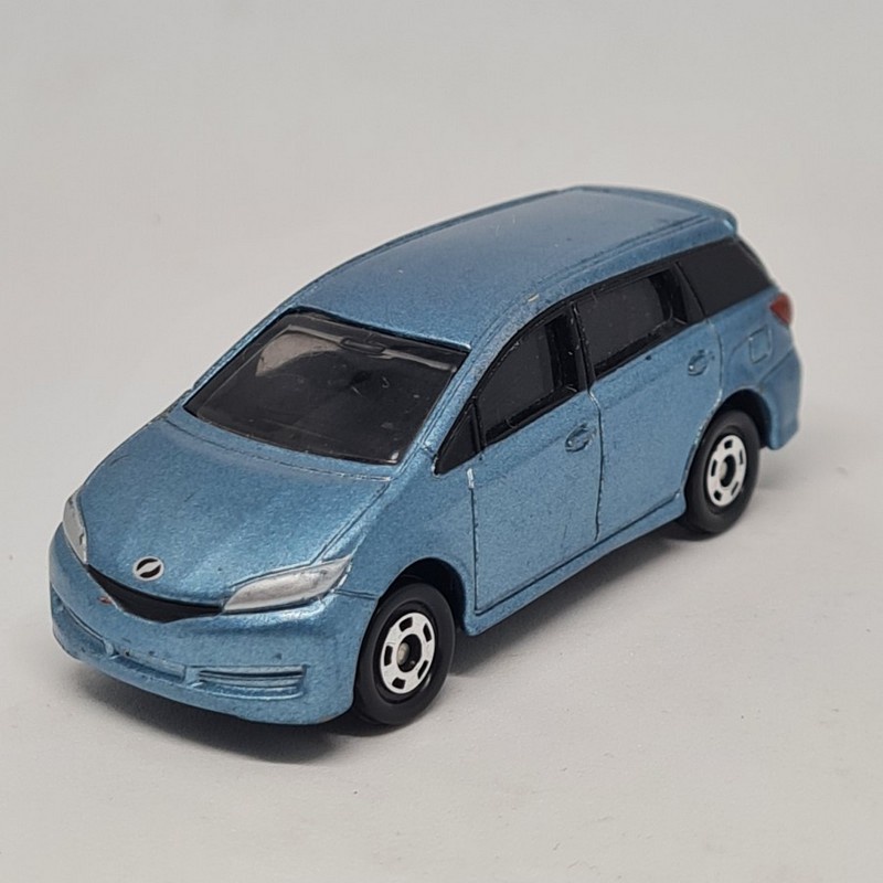 tomica 93 toyota wish moving parts vintage 2012 cyan loose