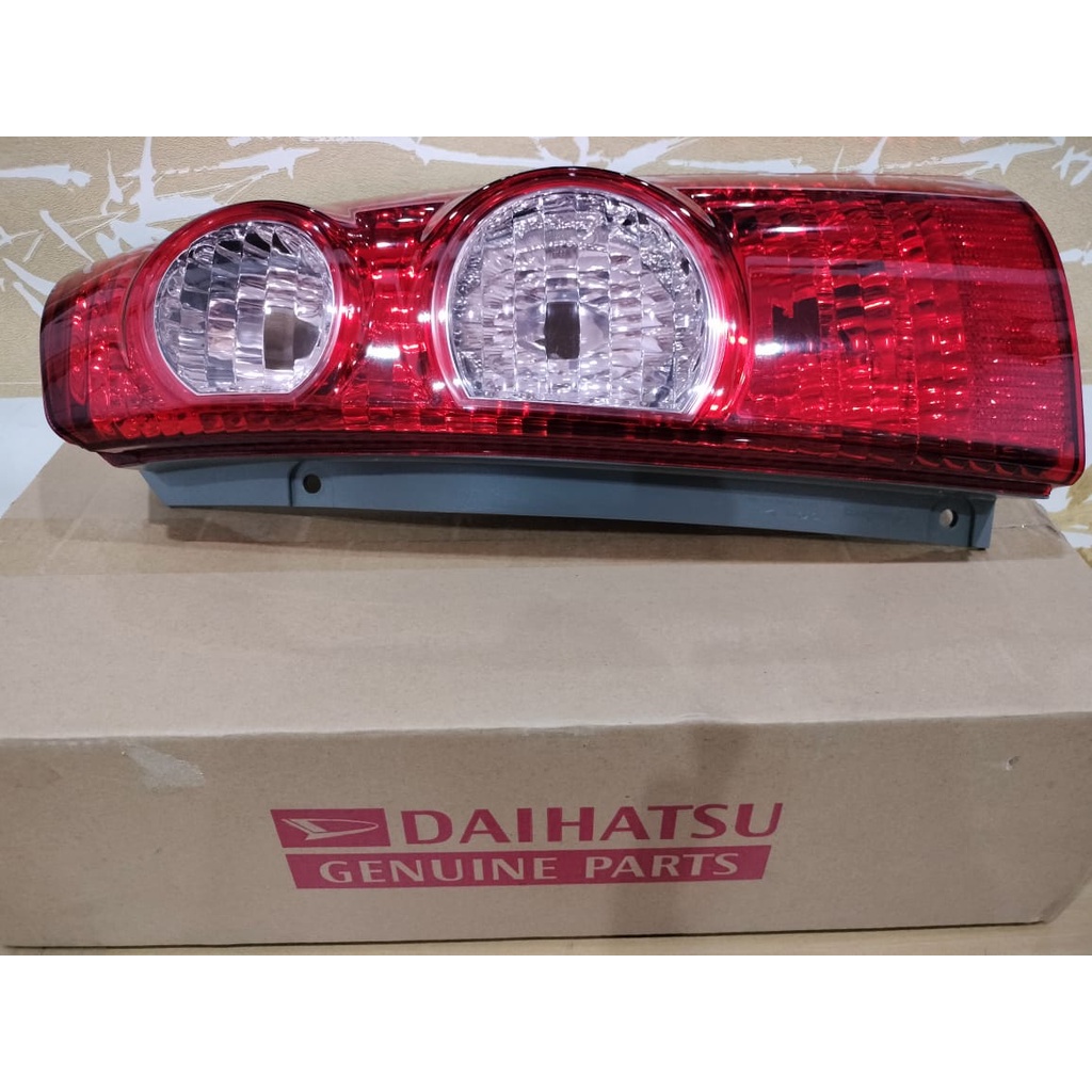 lampu stop belakang xenia avanza vvti (daihatsu)