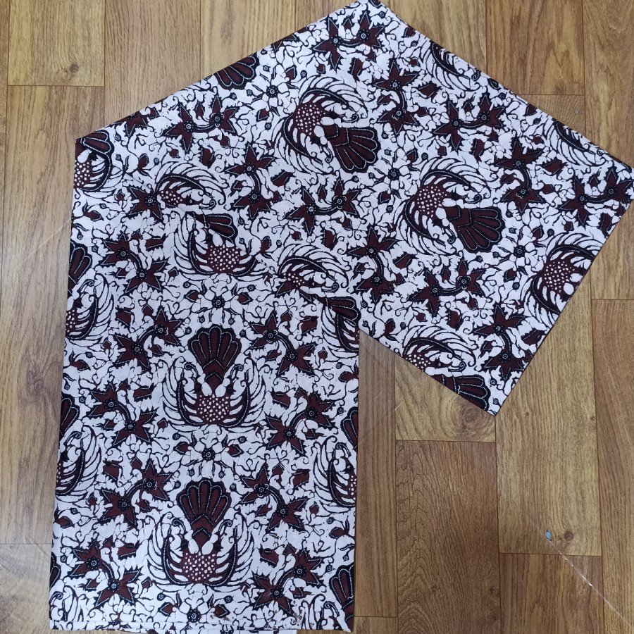 Kain Batik Cap Jarik Wanita Latar Putih Jogja Solo Bahan Halus Premium