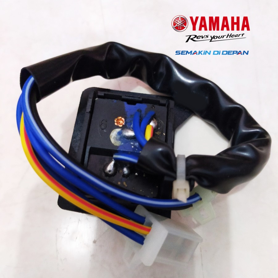 Saklar Kanan Holder Tombol Lampu On Off Switch Stater Vega ZR Old