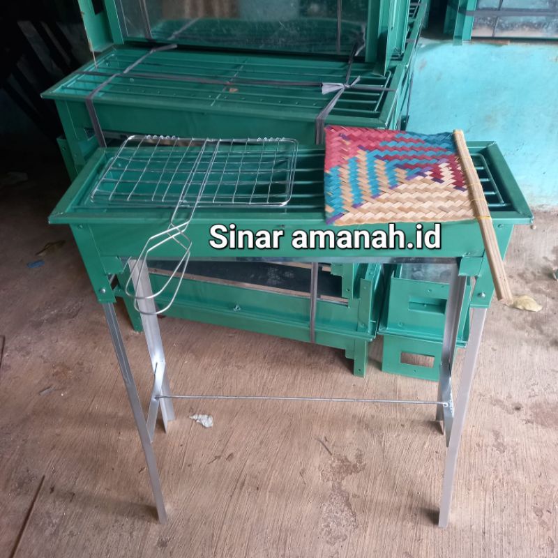Panggangan sate / Bakaran sate arang Kaki