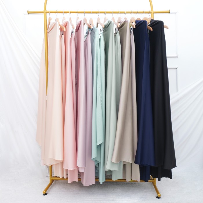 Lunaci Armani Silk Praying Set (Mukena)