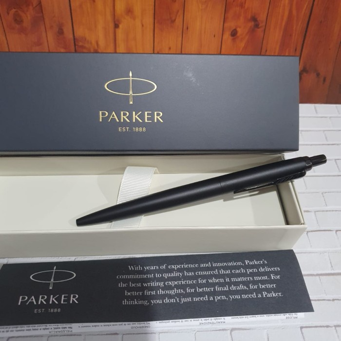 

Pulpen Parker Jotter XL Matte Black