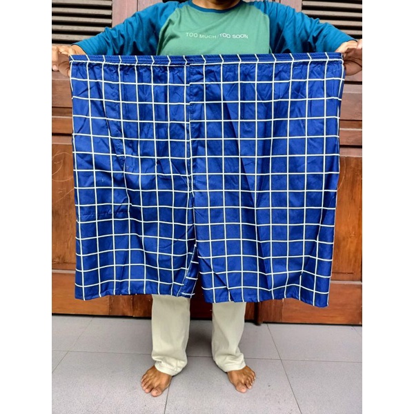 Celana Kolor Pendek Jumbo Motif Kotak Tartan Muat Sampai Berat Badan 110 kg Murah dan Berkwalitas