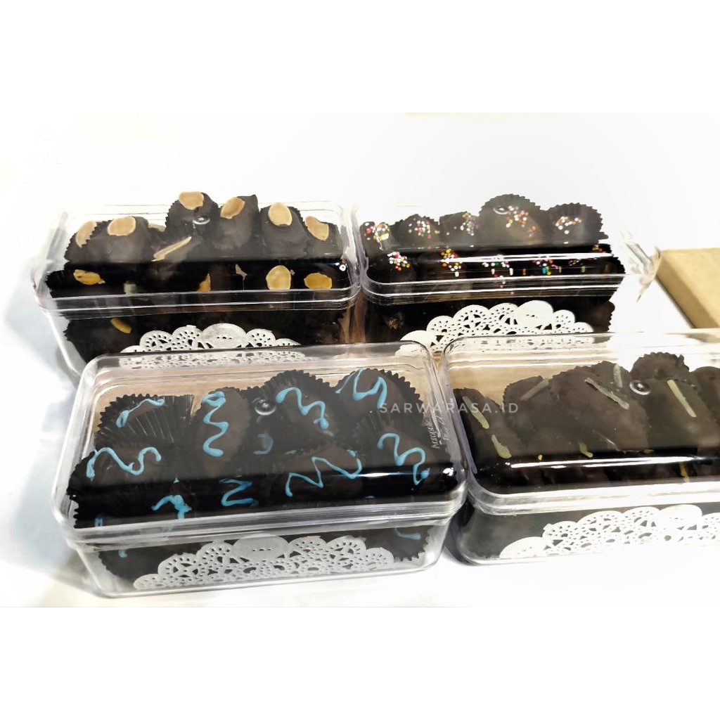 

Kurma Coklat | Kurcok Kurma Coklat Aneka Rasa | Hampers Lebaran | Kue Lebaran
