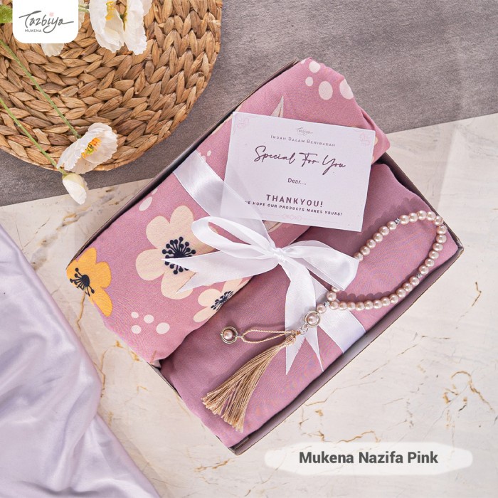 MUKENA TAZBIYA SPECIAL GIFT EXCLUSIVE KOMBINASI / KADO / HAMPERS