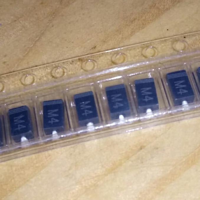 100PCS Dioda 1N4004 IN4004 SMD 1A M4 Rectifier Diode 400V rajaav77