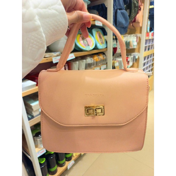 JASTIP JOGJA USUPSO USS TAS BAHU SELEMPANG SLINGBAG WANITA