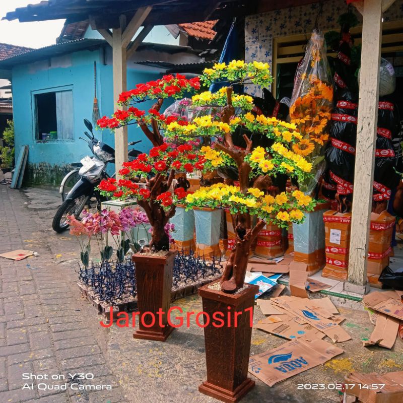 BUNGA PLASTIK DENGAN POT JUMBO TINGGI 140CM // BUNGA HIAS KAIN TIRUAN IMITASI IMPORT PALSU // SEMANG