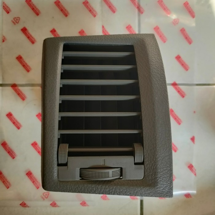 kisi AC dasboard rush terios kiri penumpang original