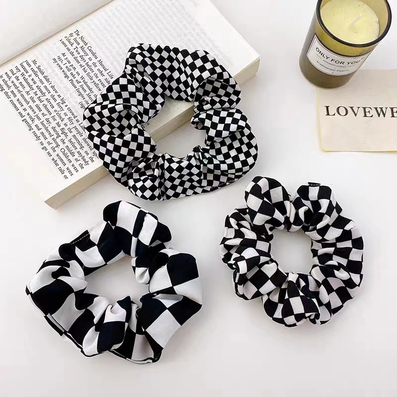 Scrunchie Korean Style Vintage Wanita Motif Kotak-Kotak Fashion Aksesoris Import