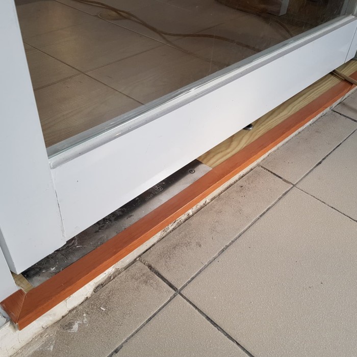 Floor List Siku L Accesories Vinyl Lantai / Vinyl Flooring Per Batang