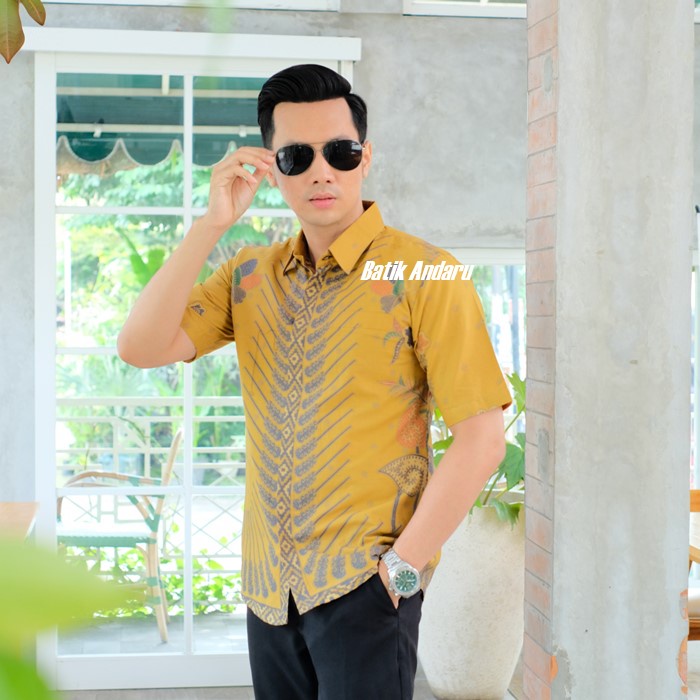 Kemeja Batik Pria Slim Fit Lengan Pendek Modern Elegant Heem Premium Warna Kuning Lemon Yellow