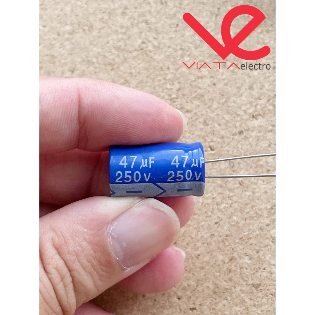 KAPASITOR ELCO 47UF 250V (1 BUAH) KAPASITOR CAPACITOR ELKO KAPASITOR 47 UF 250 V