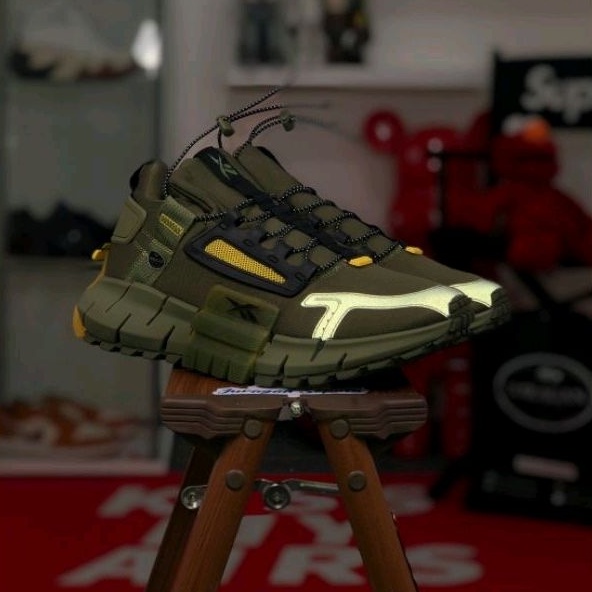 Reebok Zig Kinetica Edge &quot;Army Green&quot;