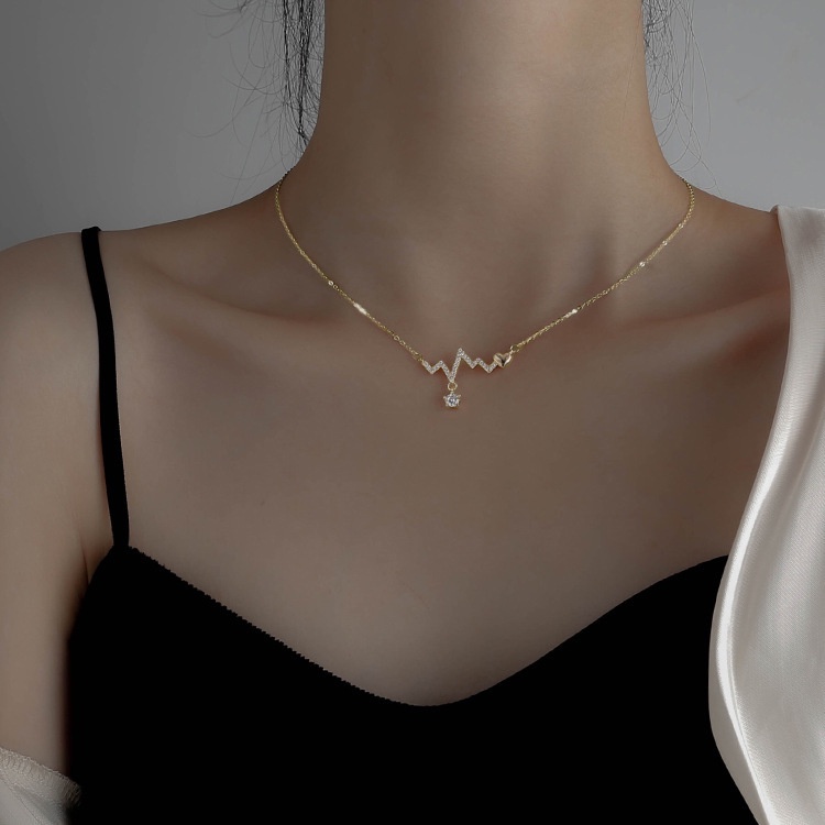 Kalung Desain Detak Jantung Baru Perempuan Niche Tide Ins Klavikula Rantai Choker