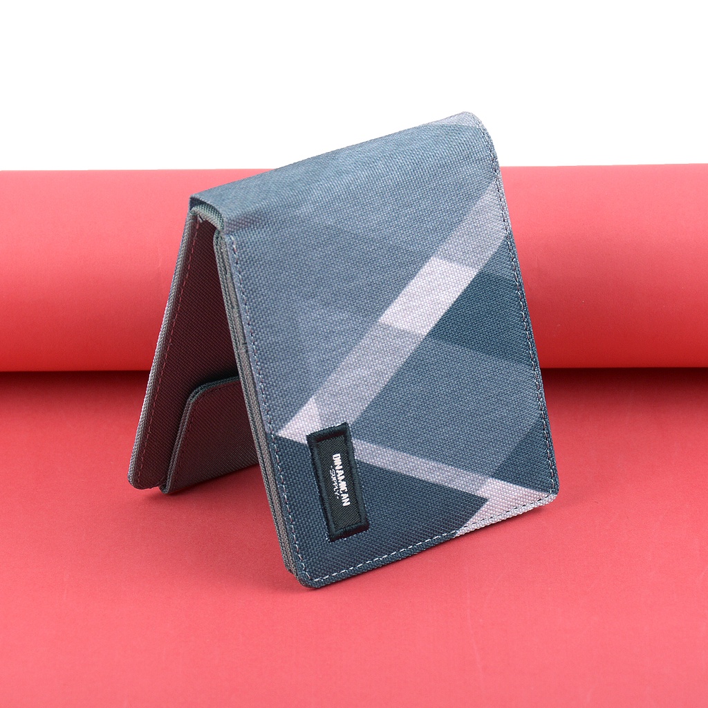 Dompet pria lipat dompet kartu cowok donpet koin Douglas Dark Grey Triangle