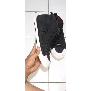 CK CalvinKlein Second 41-42