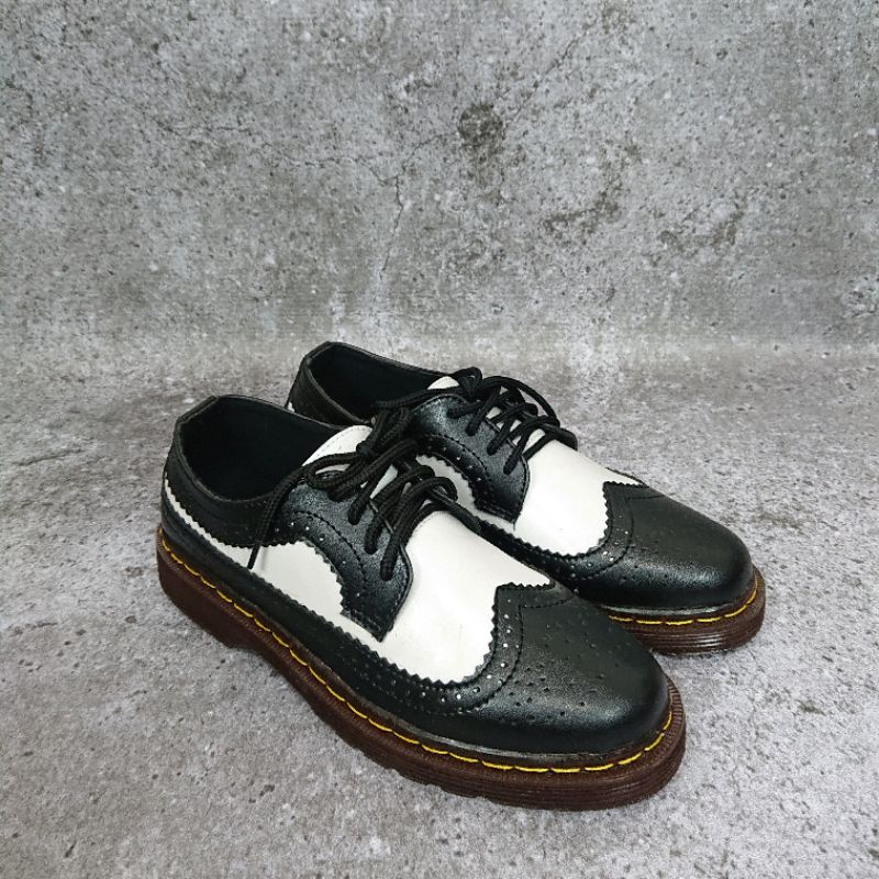 Sepatu Docmart Wingtip Pria / Sepatu Boots