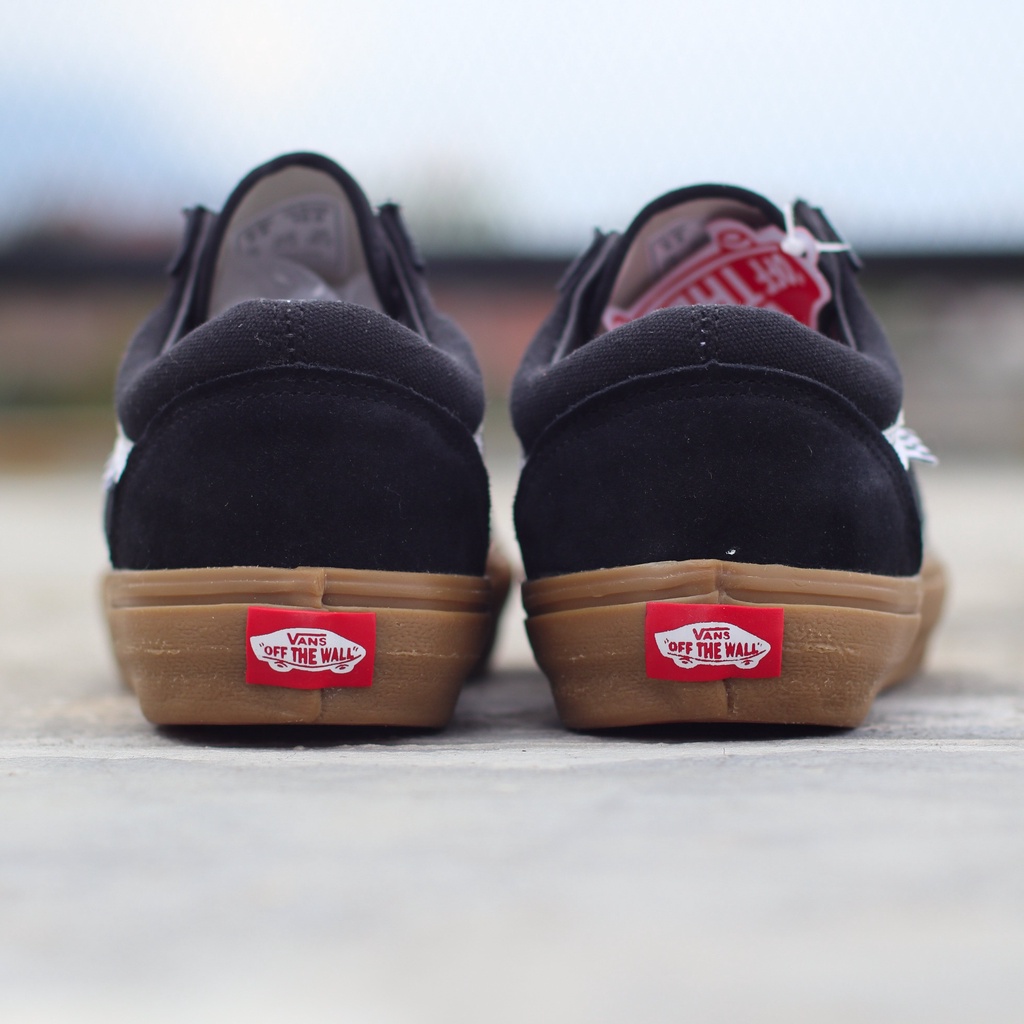 OLD SKOOL BLACK GUM LIMITED EDITION