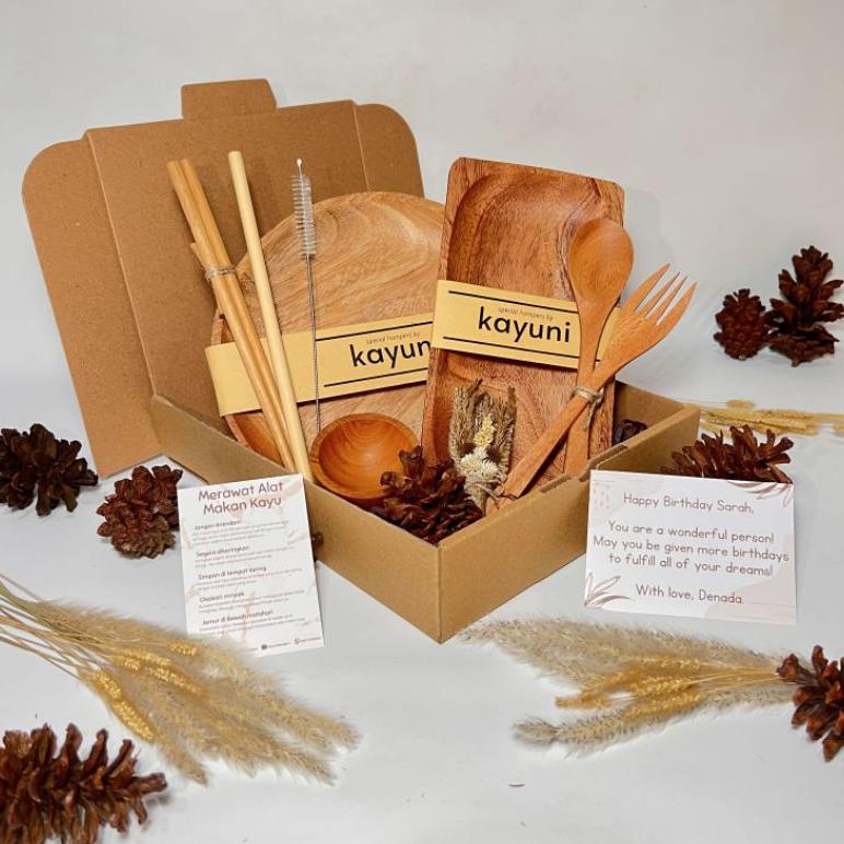

Produk - Aquarius Hampers Single Set / Parcel Lebaran / Kado Natal Tahun Baru / Hampers Natal / Kado Ulang Tahun / Gift Box / Kado Wisuda / Hadiah Natal Tukar Kado / Souvenir / Hampers Sincia Hampers Cny / Dekorasi Foto / Kayuni Promo Best Seller!!