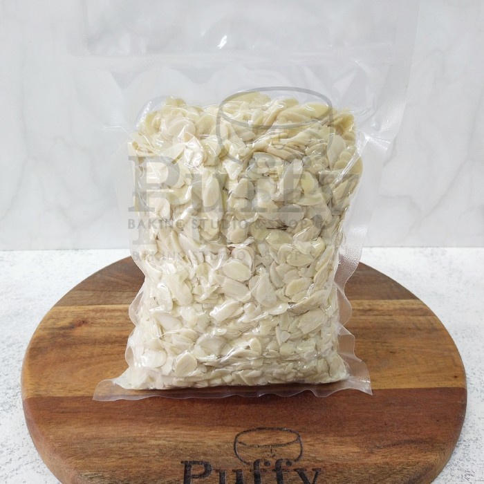 

Kacang Blanched Slice Almond Almonesia Repack 500gr