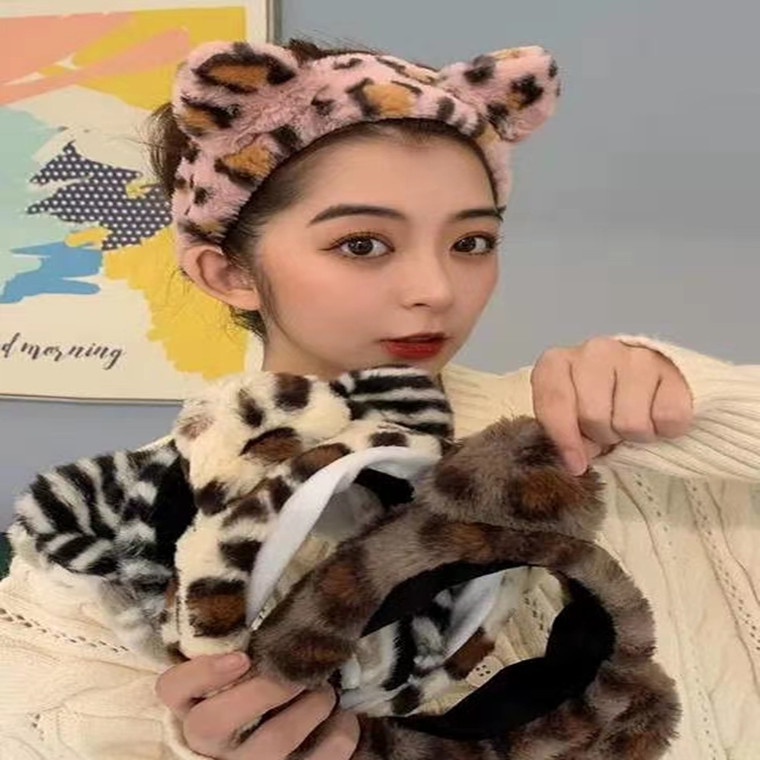 Bando Ikat Kepala Mewah Telinga Kucing Lucu Baru Cuci Muka Hiasan Kepala Kartu Rambut Bertepi Lebar Ikat Kepala Harian Wanita Hair Accessories Scrunchie