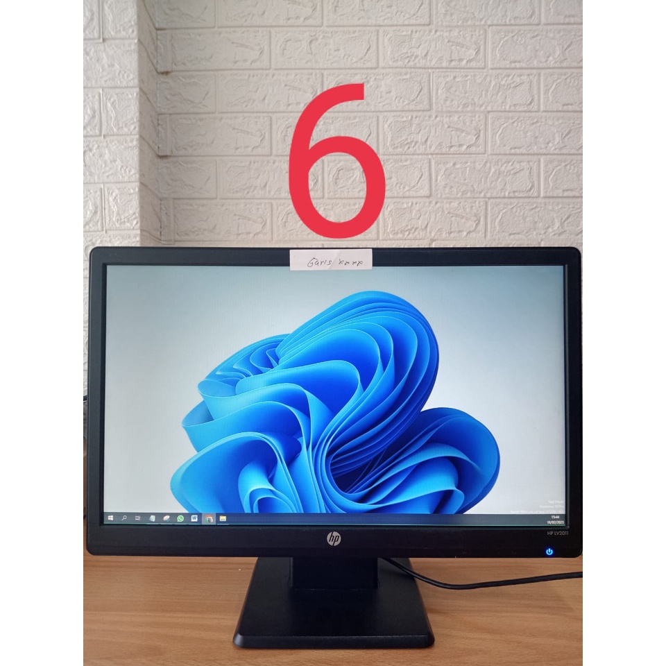 Monitor HP 20 Inch Minus Garis