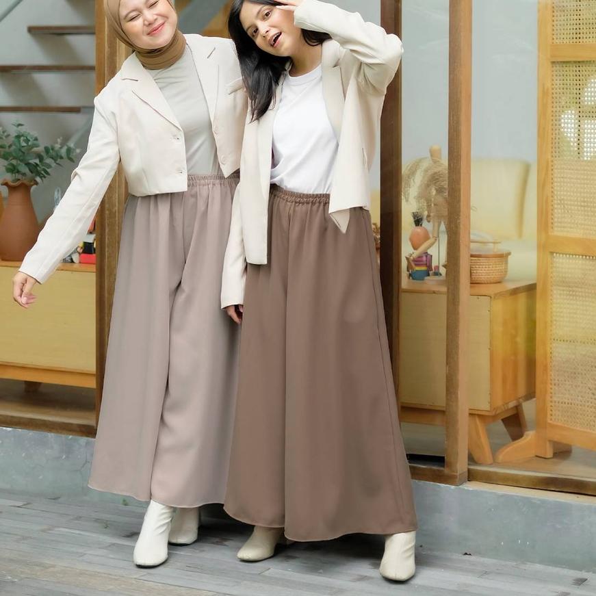 ✽ Ivy Wide Pants by Rokgaliya | kulot lebar | celana kulot ⅍
