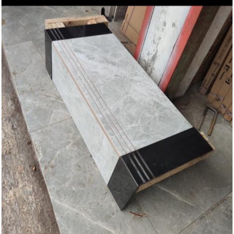 Stepnosing Granit Tangga Abu Marmer Kombnasi Hitam Per 1 Set 30x80 + 20x80